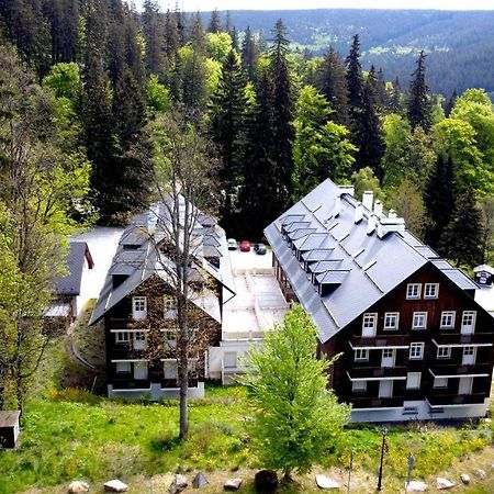 Aparthotel Hubertus Karlova Studánka Esterno foto
