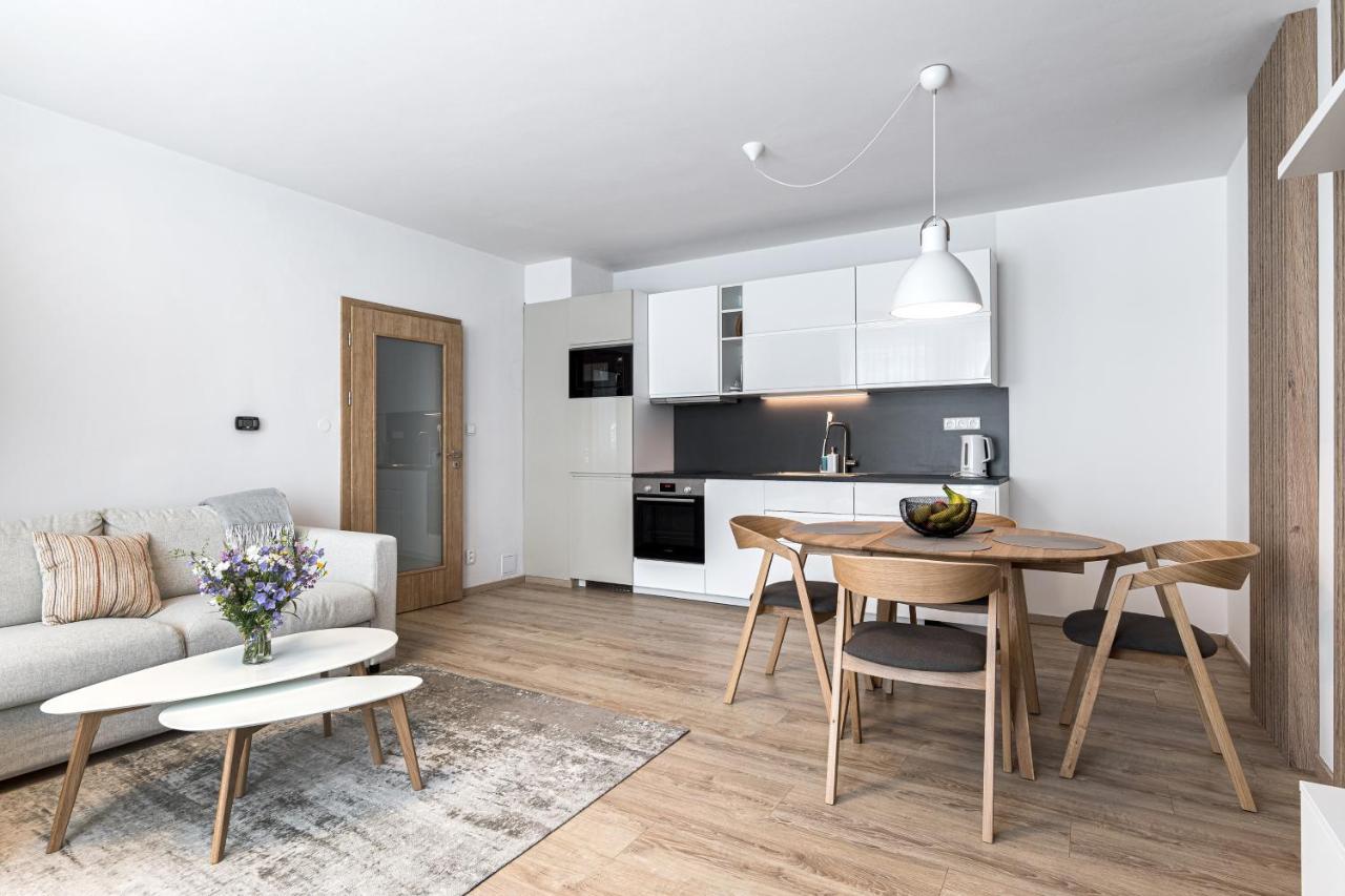 Aparthotel Hubertus Karlova Studánka Esterno foto