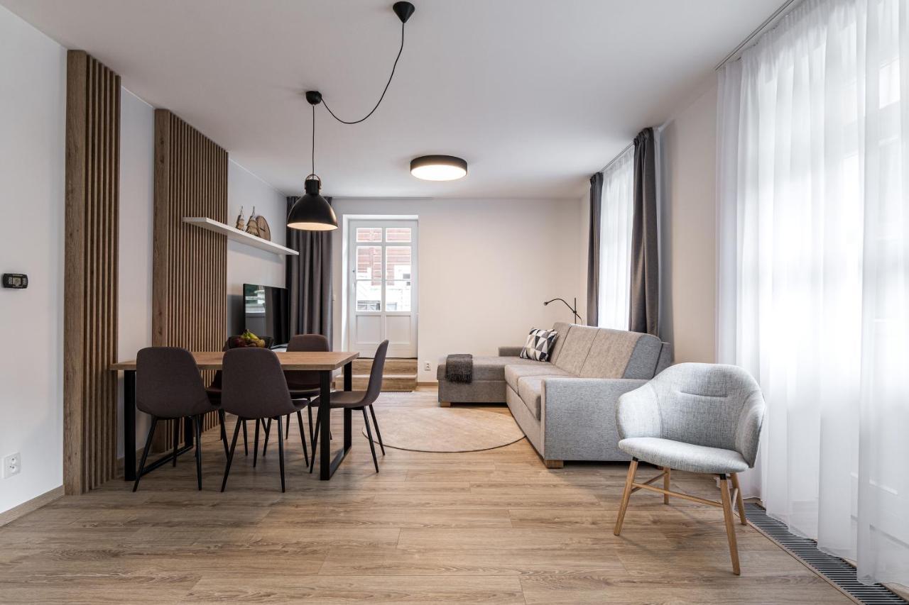 Aparthotel Hubertus Karlova Studánka Esterno foto