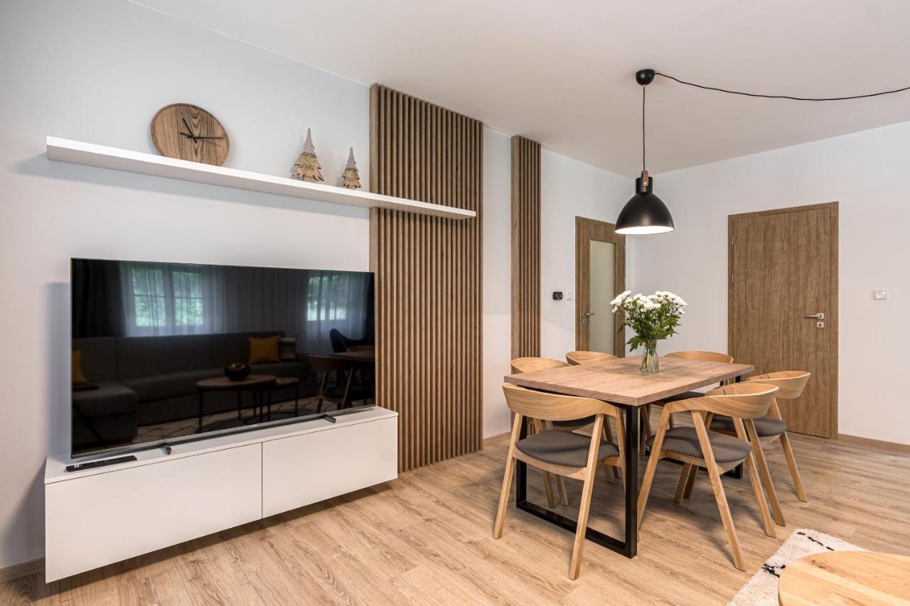 Aparthotel Hubertus Karlova Studánka Esterno foto