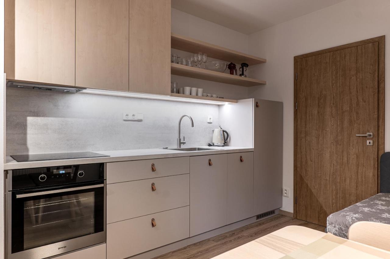 Aparthotel Hubertus Karlova Studánka Esterno foto