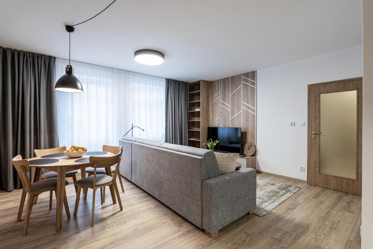 Aparthotel Hubertus Karlova Studánka Esterno foto