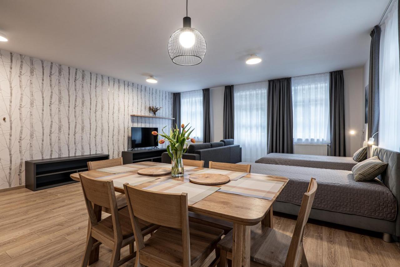 Aparthotel Hubertus Karlova Studánka Esterno foto