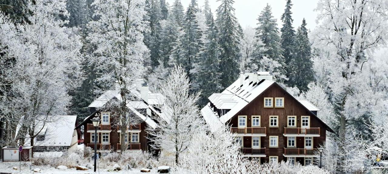 Aparthotel Hubertus Karlova Studánka Esterno foto